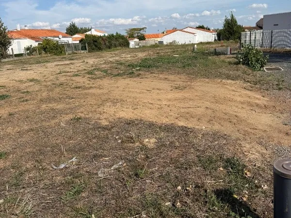 Terrain 407 m²