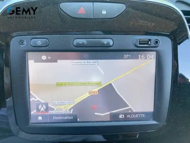 Renault Captur tce 90 — photo 14
