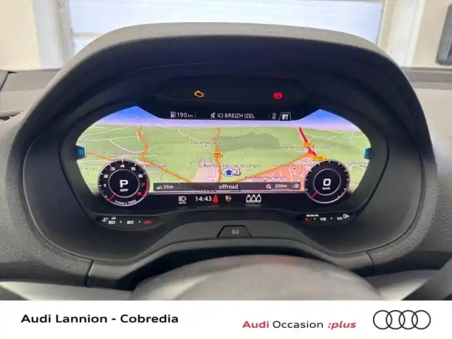 Audi Q2 35 tfsi 150ch s line plus s tronic 7 — photo 11