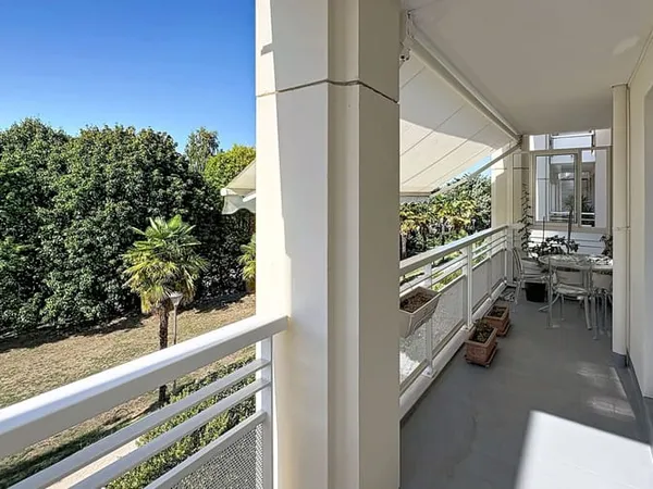 Appartement 3 pièces 103 m²