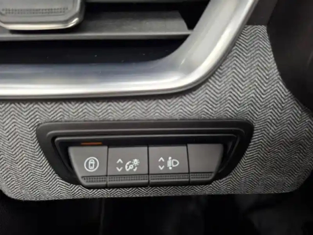 Renault Clio e-tech full hybrid 145 ch gsr2 — photo 35