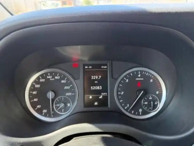 Mercedes Vito fourgon 114 cdi long bvm6 rwd — photo 15