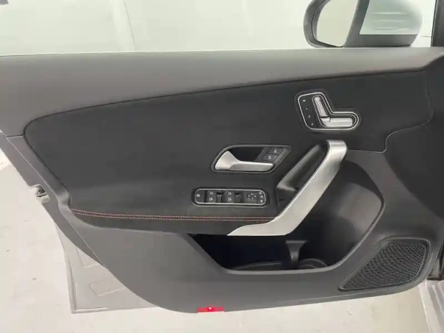 Mercedes Classe A 200 d 8g-dct — photo 31