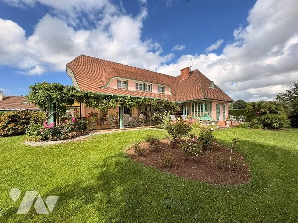 Maison 7 pièces 200 m²