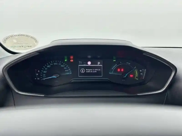 Peugeot 208 hybrid 100 e-dcs6 — photo 10