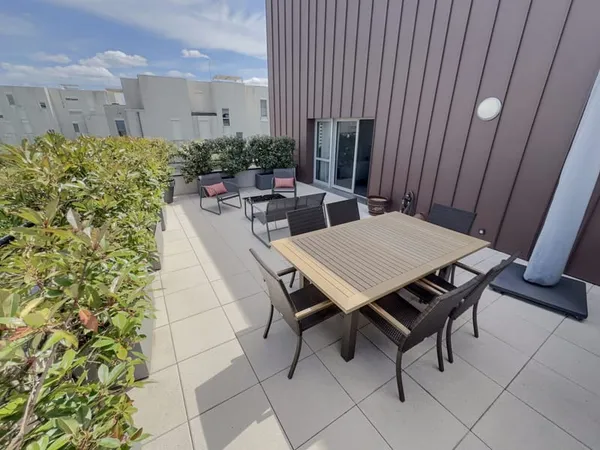 Appartement duplex de 90 m2 et terrasse 43 m2