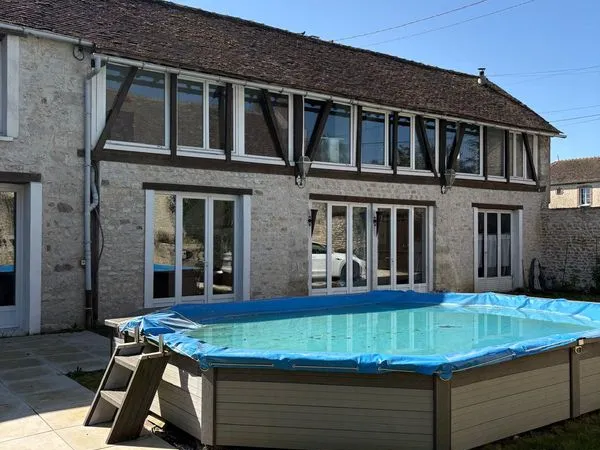 Maison 5 pièces 277 m²