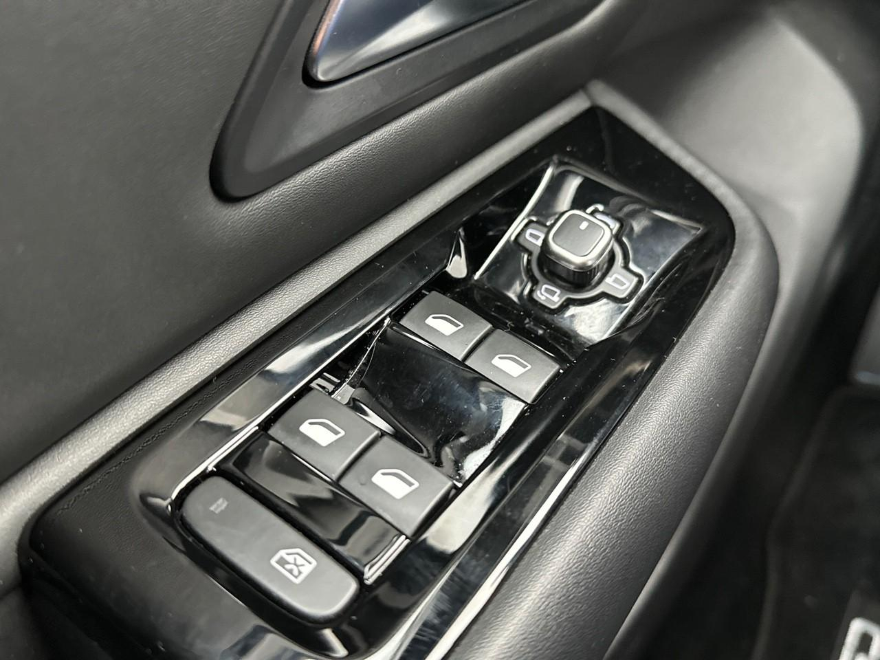 Citroën C5 X puretech 180 s&s eat8 shine — photo 16