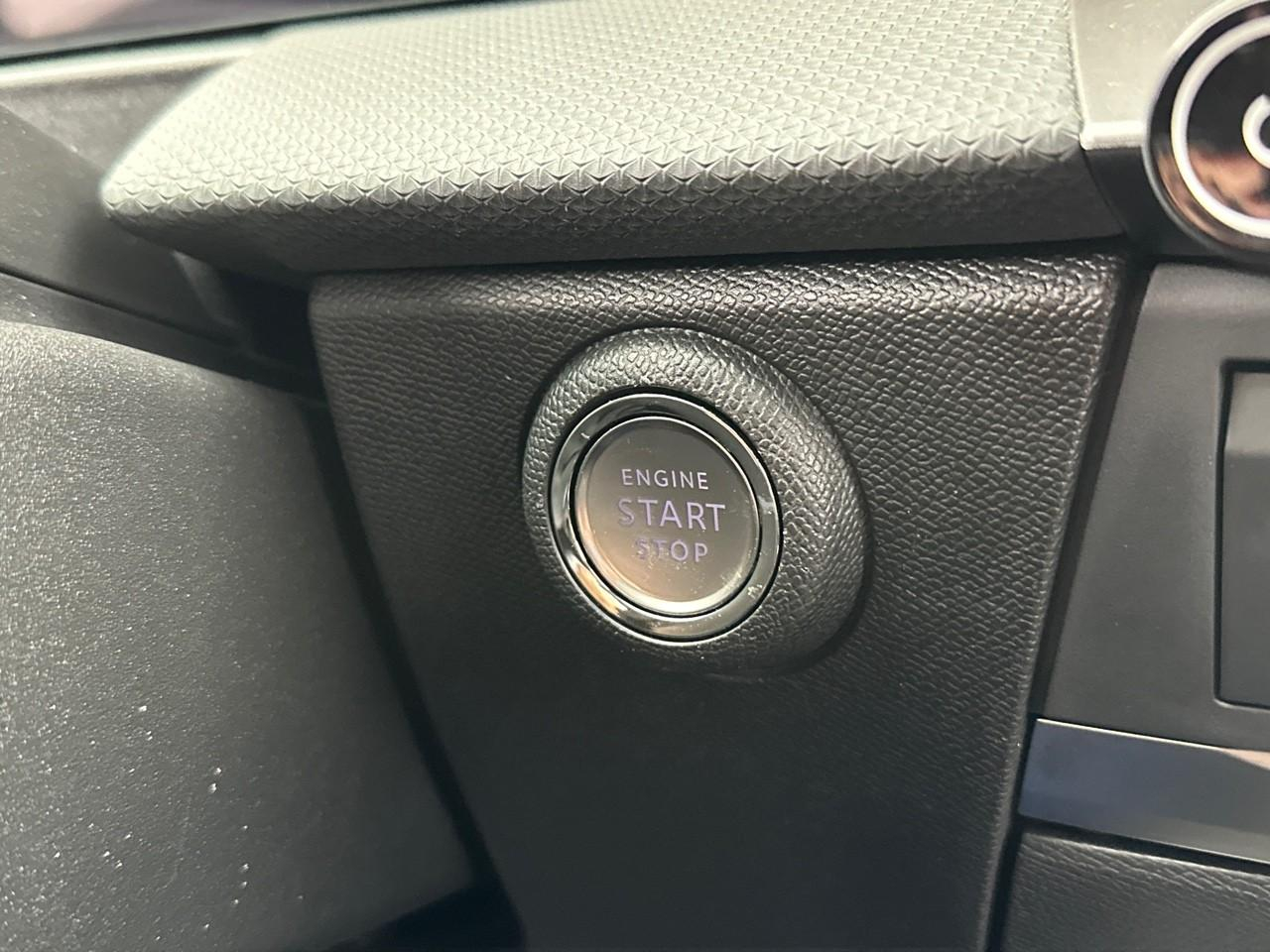 Opel Astra 1.2 turbo 130 ch bvm6 elegance — photo 31