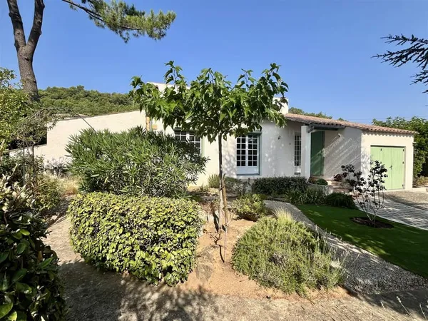 Coup de coeur ! Villa quartier résidentiel Bagnols Sur Ceze
