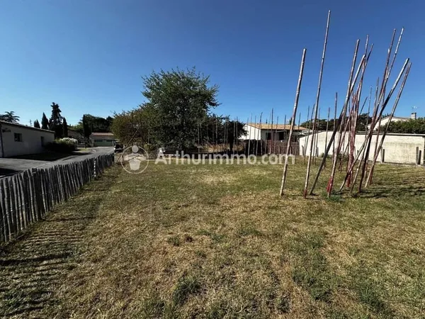 Terrain constructible 994 m²