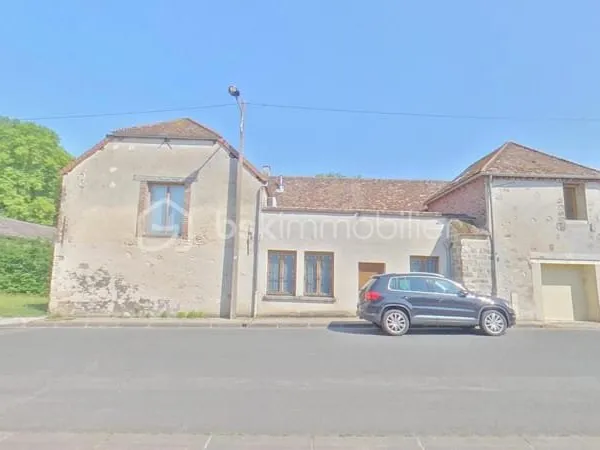 Bâtiment professionnel de 220 m² a finir d'aménager en salle de réception ou pour un commerce ou pou