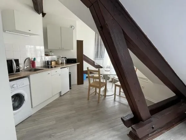 Studio 1 pièce 33 m²