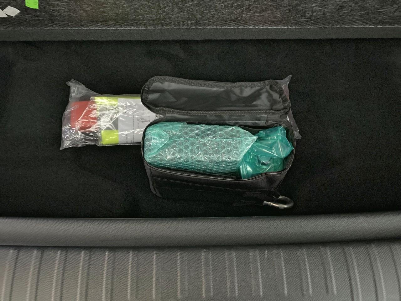 Peugeot 5008 hybrid 145 ch e-dcs6 allure — photo 12