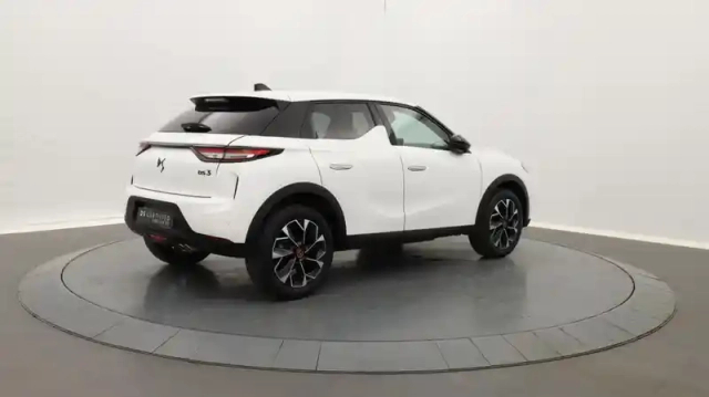 Ds Ds 3 ds3 crossback puretech 130 eat8 performance line+ — photo 2