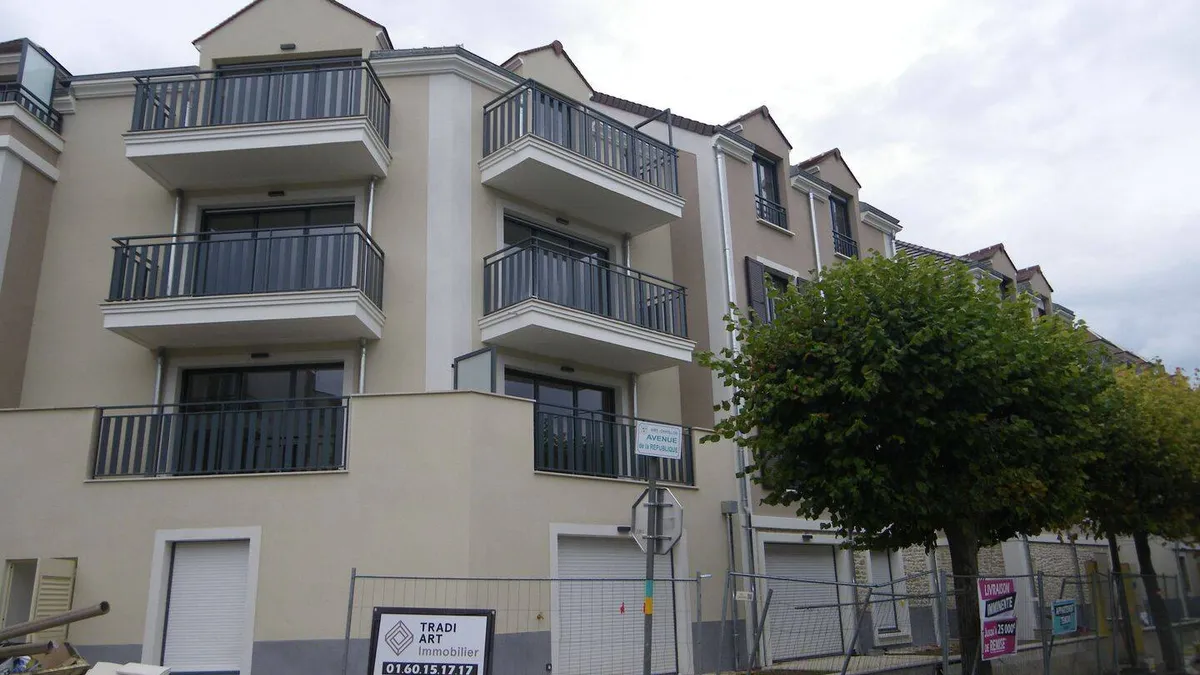 Photo 1