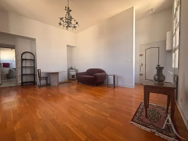 Appartement 2 pièces en duplex - Résidence sécurisée