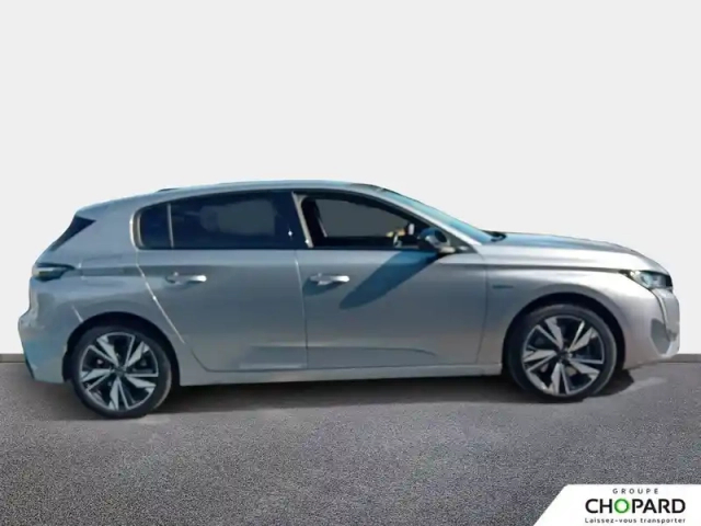 Peugeot 308 phev 180 e-eat8 — photo 9
