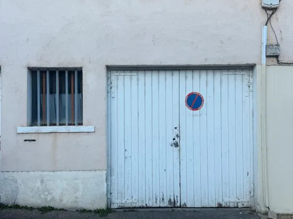 Garage a louer