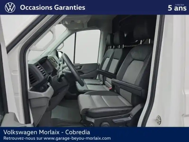 Volkswagen Crafter fg 30 l3h3 2.0 tdi 140ch business traction — photo 8