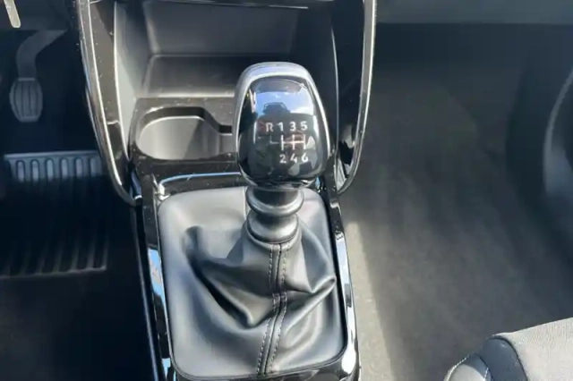 Citroën C3 turbo 100 ch manuelle — photo 25
