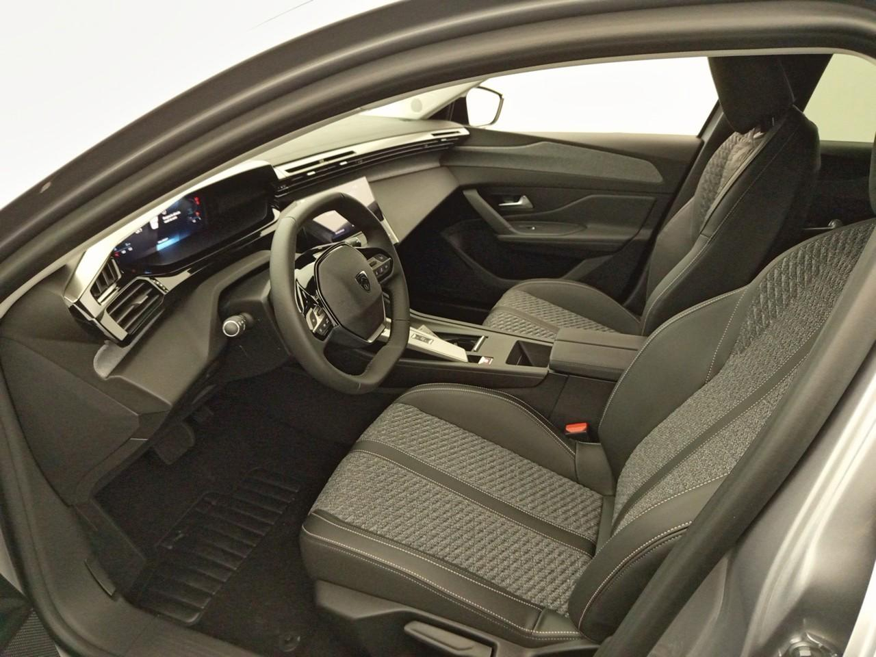 Peugeot 308 hybrid 145 e-dcs6 allure — photo 10