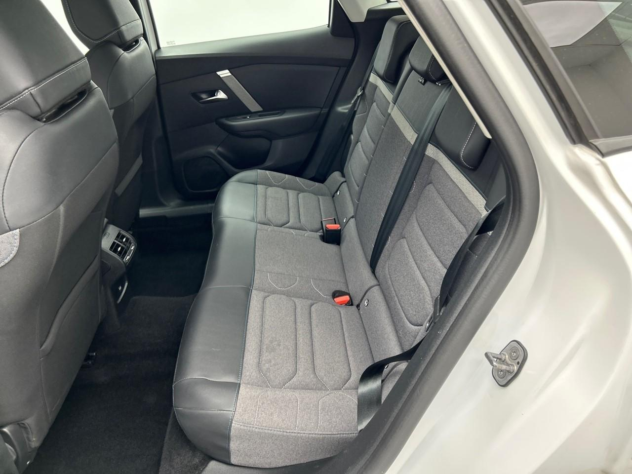 Citroën C4 bluehdi 130 eat8 plus — photo 13