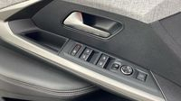 Peugeot 5008 Hybrid 145ch GT e-DCS6 — photo 18
