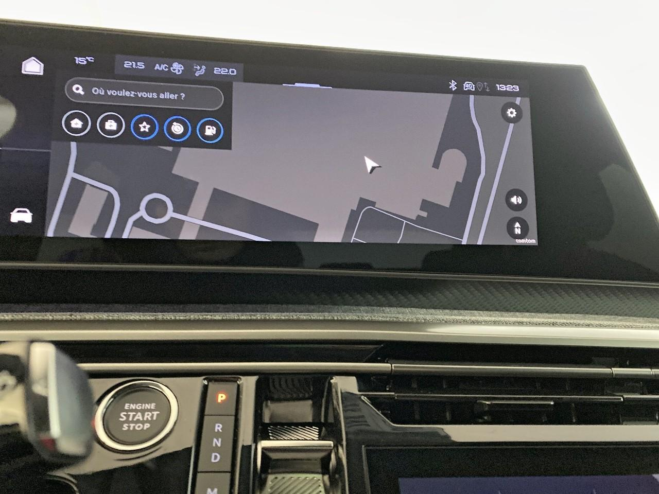 Peugeot 3008 hybrid 145 e-dcs6 allure — photo 16