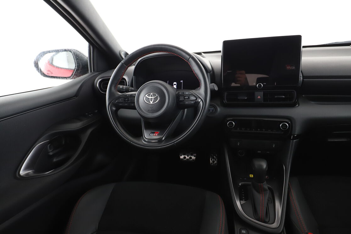 Toyota Yaris 1.5 Hybride GR Sport — photo 12