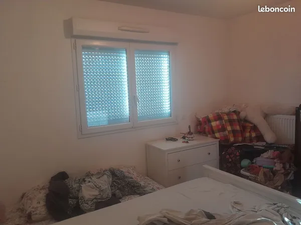 Colocation chambre partagée