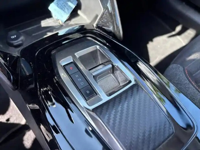 Peugeot 208 electrique 50 kwh 136ch — photo 14