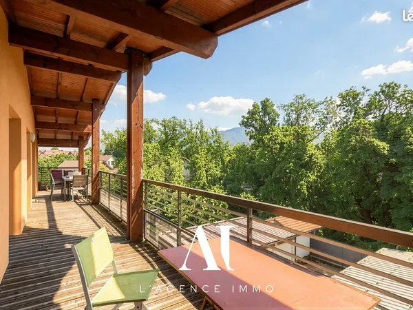 Appartement 4 pièces 84 m²