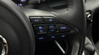 Toyota Yaris 116h Dynamic 5p MY22 — photo 25