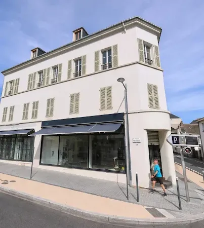Local 5 pièces 81 m²