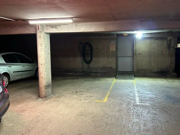 Emplacement parking en sous-sol