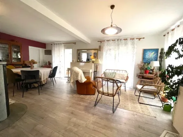 Maison 7 pièces 140 m²