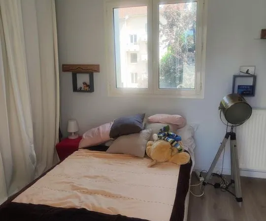 Chambre de 15m2 à louer sur Grenoble
