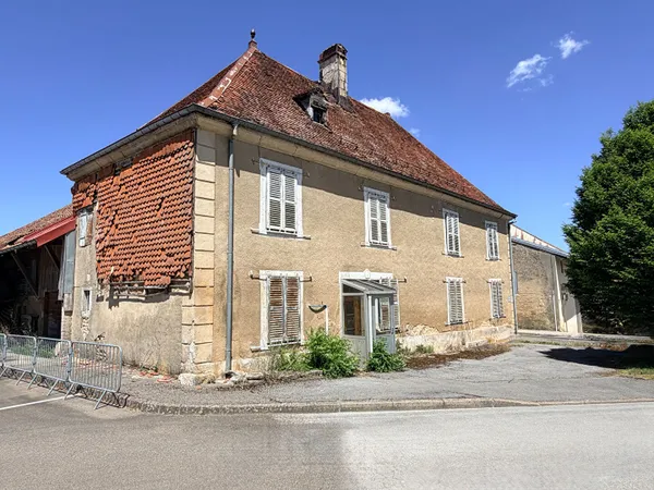 Maison 10 pièces 180 m²