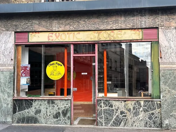 Local commercial 28 m²