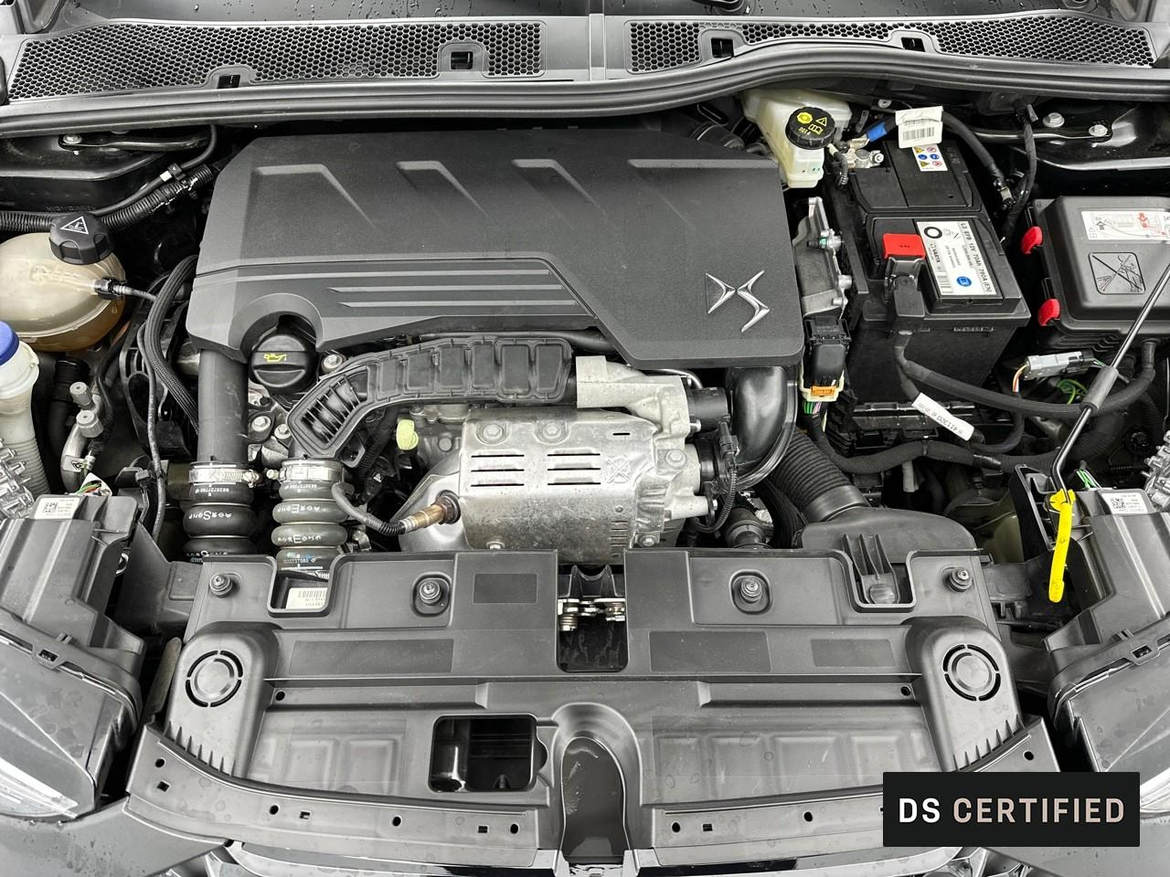 Ds Ds 3 crossback puretech 155 eat8 performance line+ — photo 15