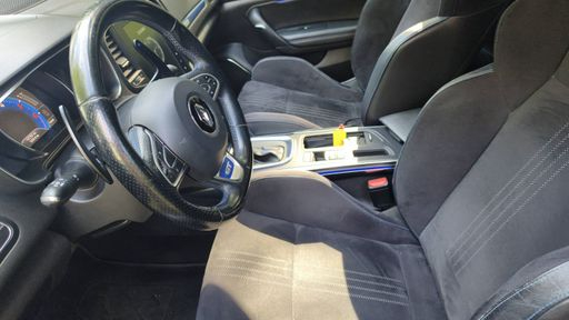 Renault Megane Estate 1.6 dCi 163 EDC6 - GT – 2017 – 144000 km – Diesel – Boîte Automatique — photo 25
