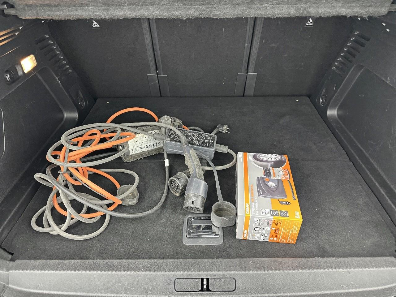 Citroën C5 Aircross hybride rechargeable 225 s&s e-eat8 c-series — photo 6