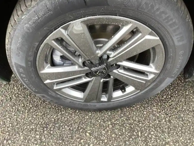 Peugeot 308 bluehdi 130ch s&amp;s eat8 — photo 13