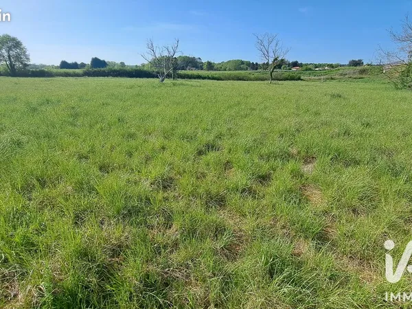 Terrain 8192 m² Saint-Front-de-Pradoux