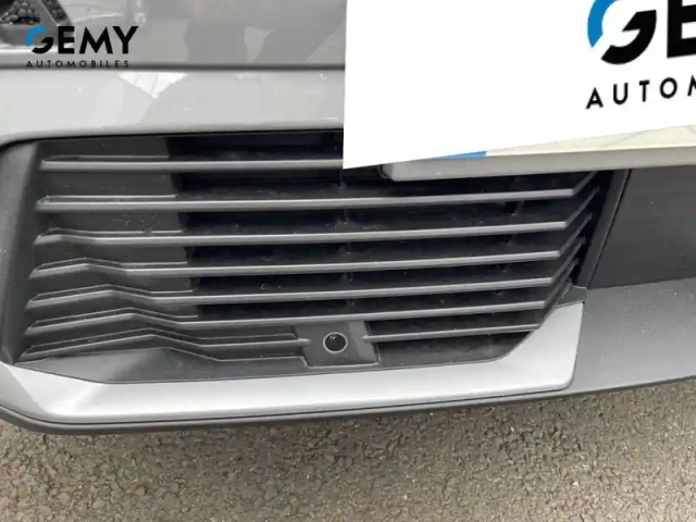 Peugeot 2008 electrique 54 kwh 156 ch — photo 70