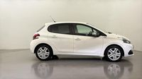 Peugeot 208 1.5 BlueHDi 100ch E6.c Signature BVM5 86g 5p — photo 4