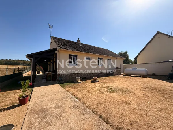 Maison située à Bouville - De plain-pied - 3 chambres - jardin clos et arboré
