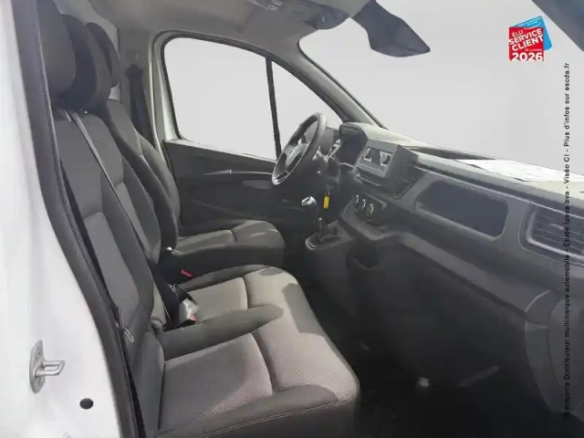 Renault Trafic fg l1h1 3t 2.0 blue dci 130ch confort e6e — photo 20