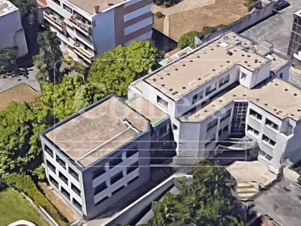 Bureaux 340 m²